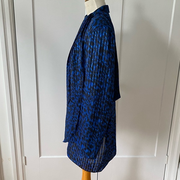 Vintage Wrap Blouse - Picture 4 of 5